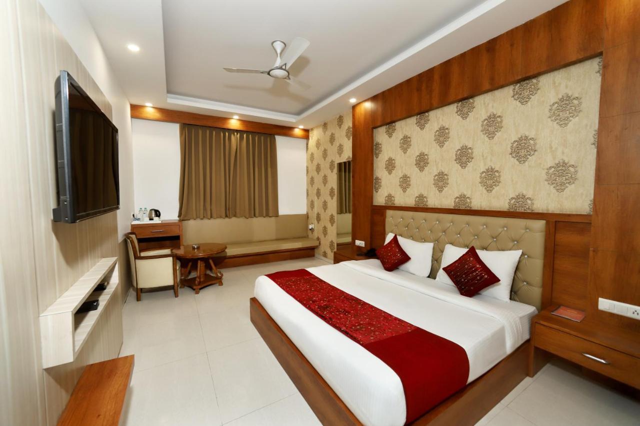 Hotel Almati Inn At Delhi Airport New Delhi Exterior photo