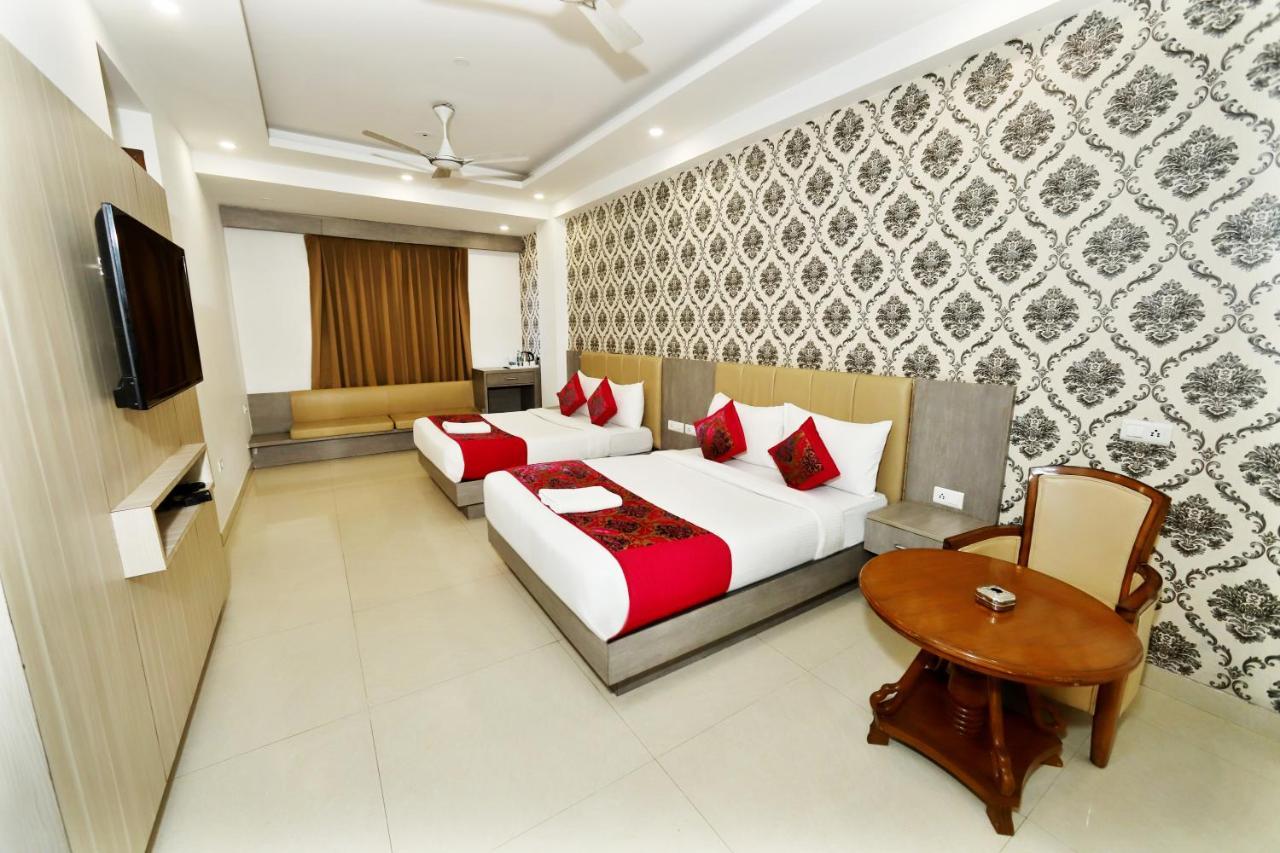 Hotel Almati Inn At Delhi Airport New Delhi Exterior photo